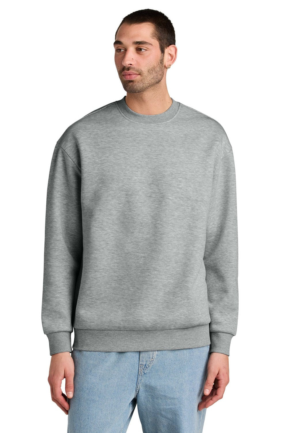 District Men's V.I.T Heavyweight Crew Fleece DT6154 Mens Apparel Sweatshirts & Fleece
