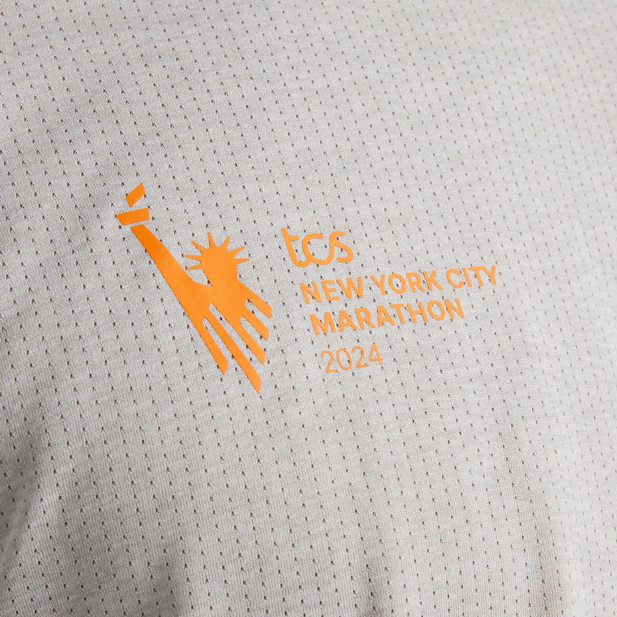 New Balance Men's TCS New York City Marathon Training Athletics Long Sleeve-4