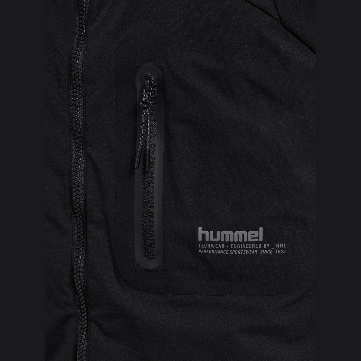 hummel Unisex Tech Padded Vest-6