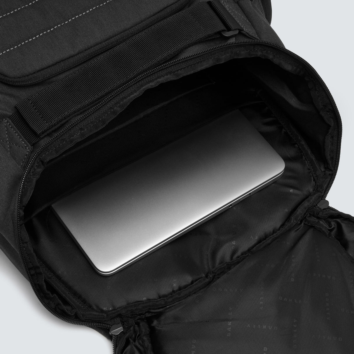 Oakley Enduro 3.0 Big Backpack-4