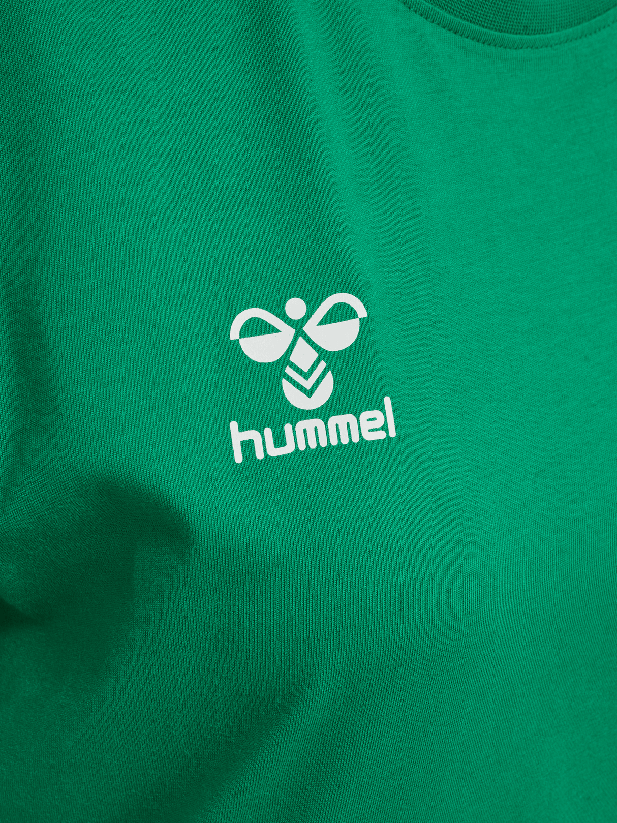 Hummel Women's Go 2.0 Chevron Short Sleeve T-Shirt 234570-3