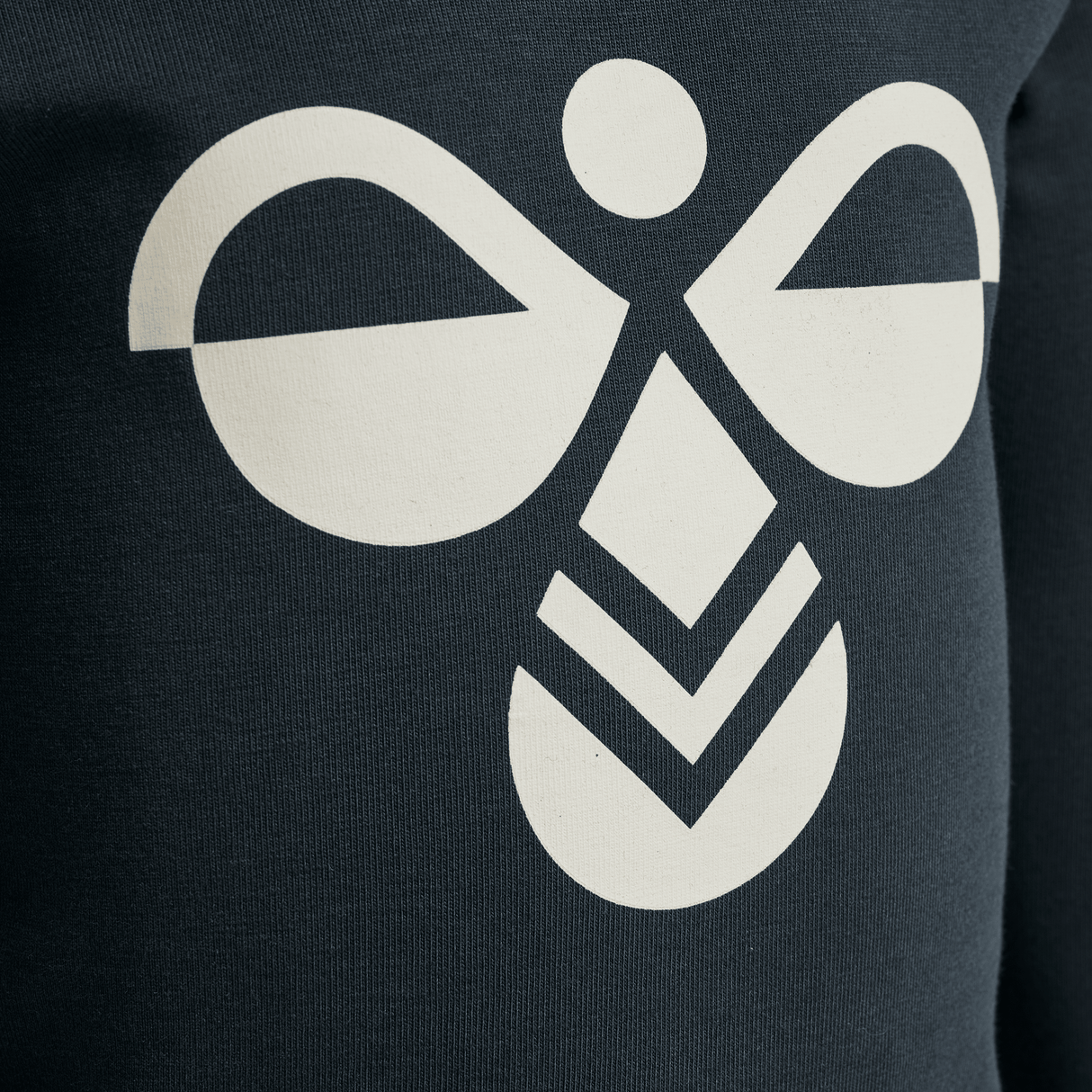 Hummel Infant and Toddler Flipper Long Sleeve T-Shirt 213893-3