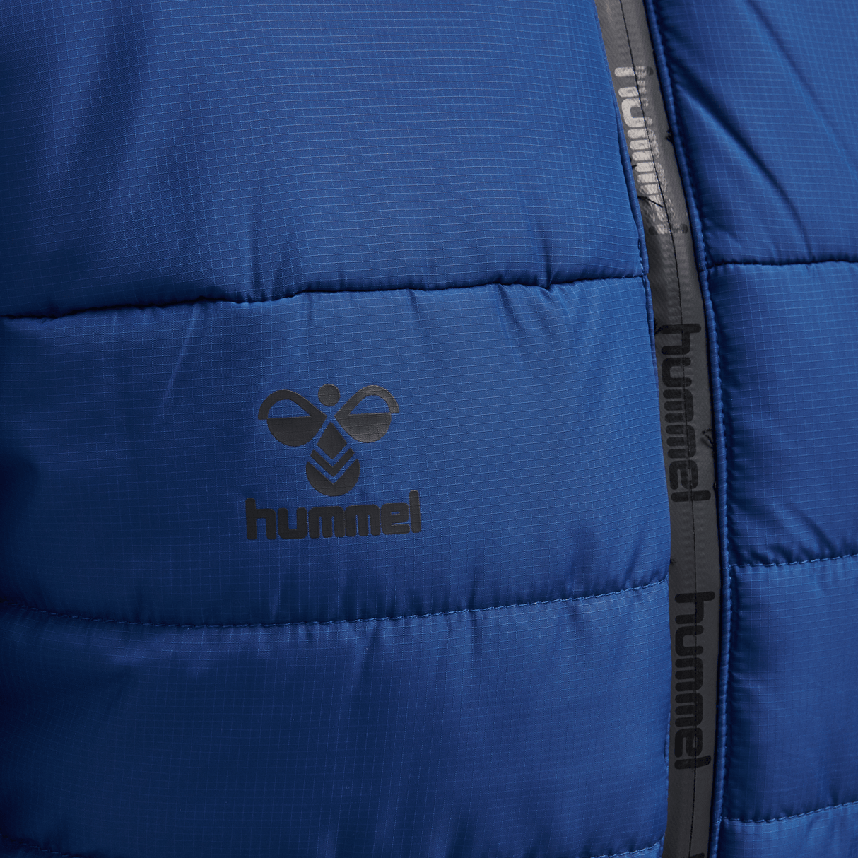 Hummel Women's North Quilted Hood Jacket 206688-3