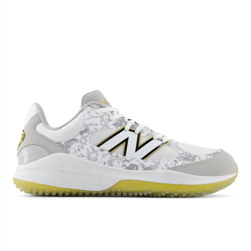New Balance Men's Fresh Foam 3000 V7 Turf-Trainer Baseball Cleat-1