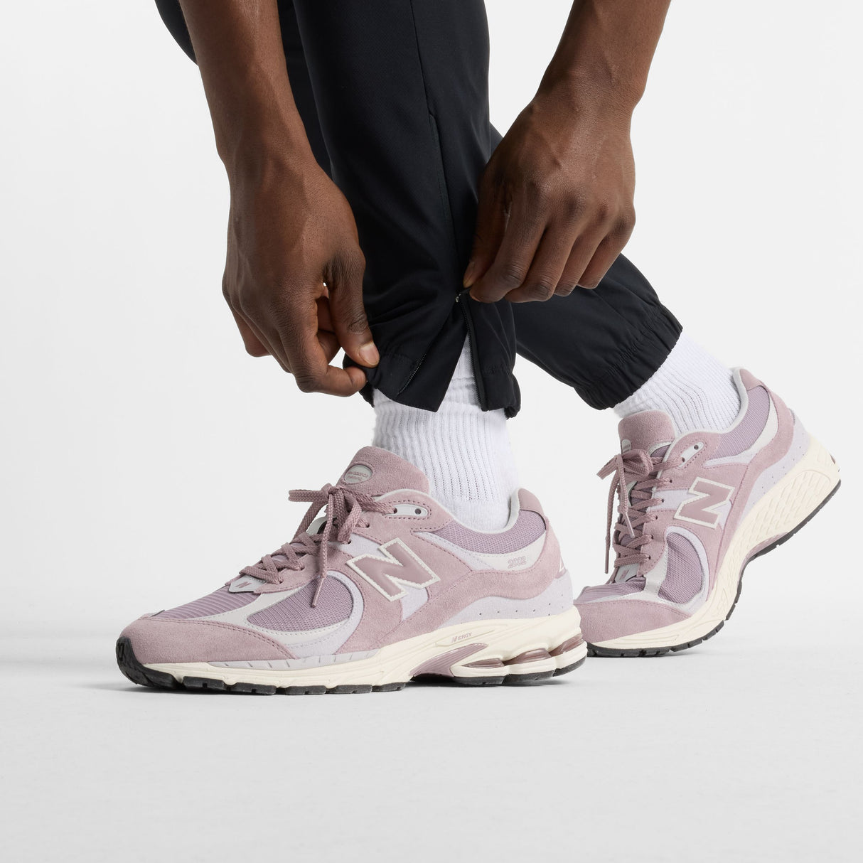 New Balance Men's AC Jogger-3