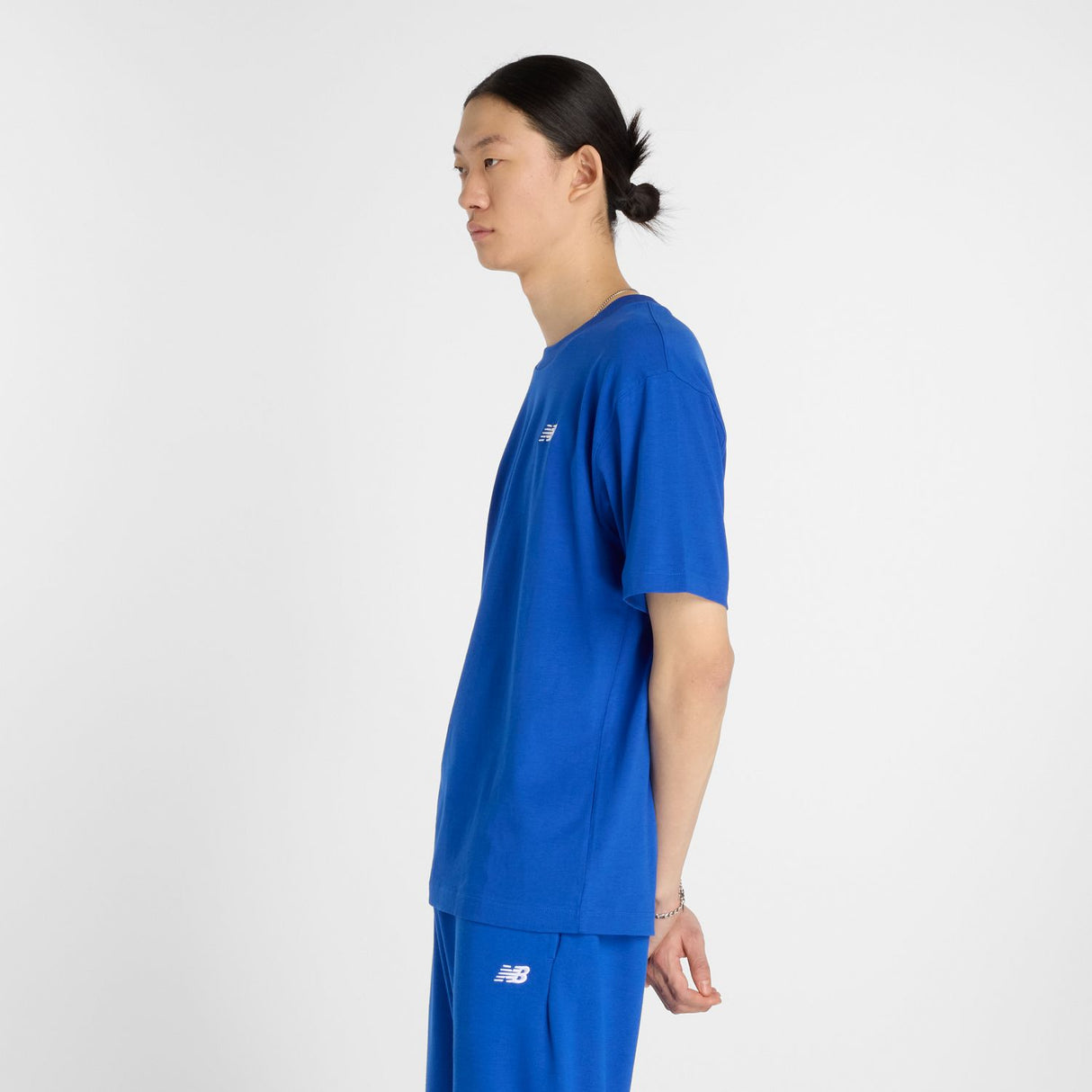 355664840.jpg