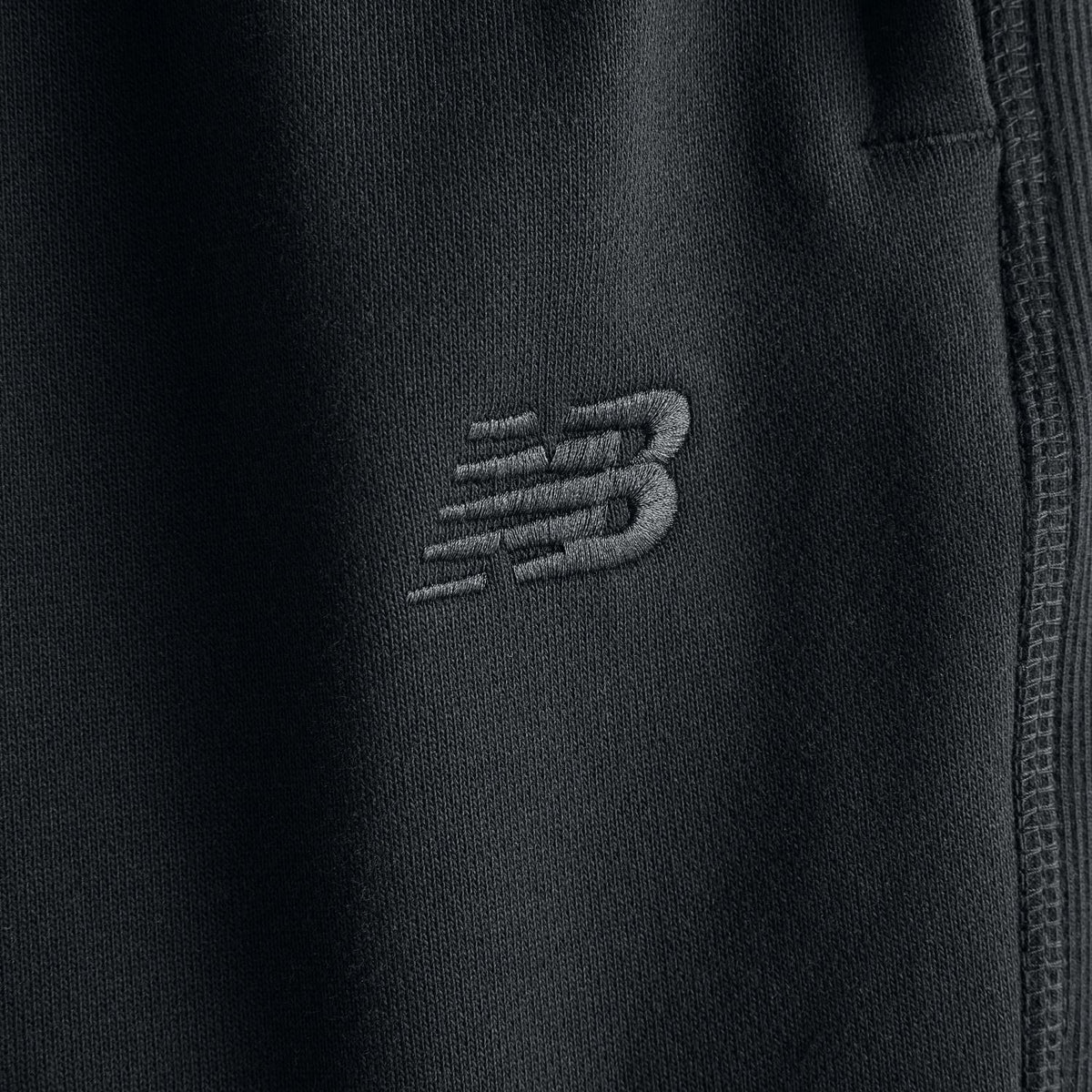 355687844.jpg