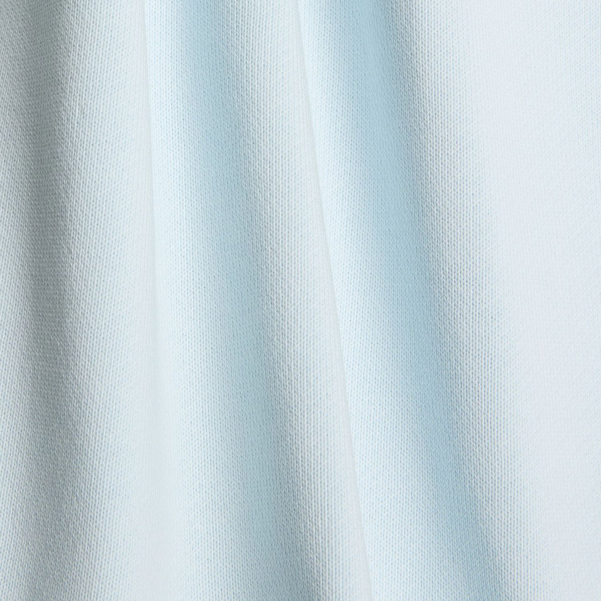 355705349.jpg