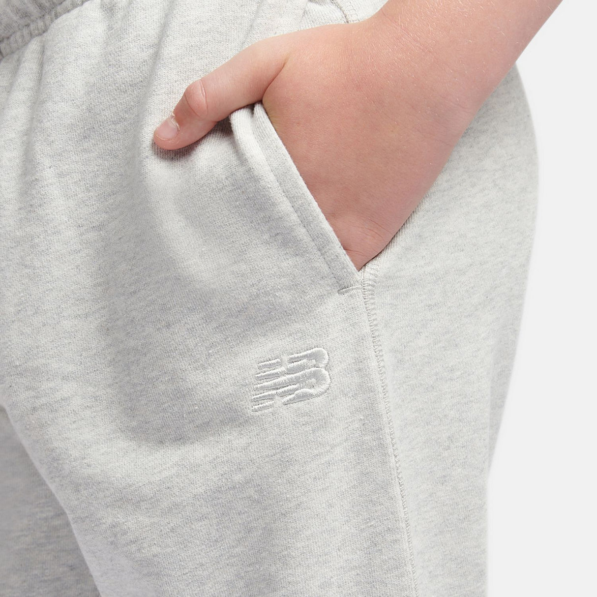 New Balance French Terry Small Logo Jogger-8