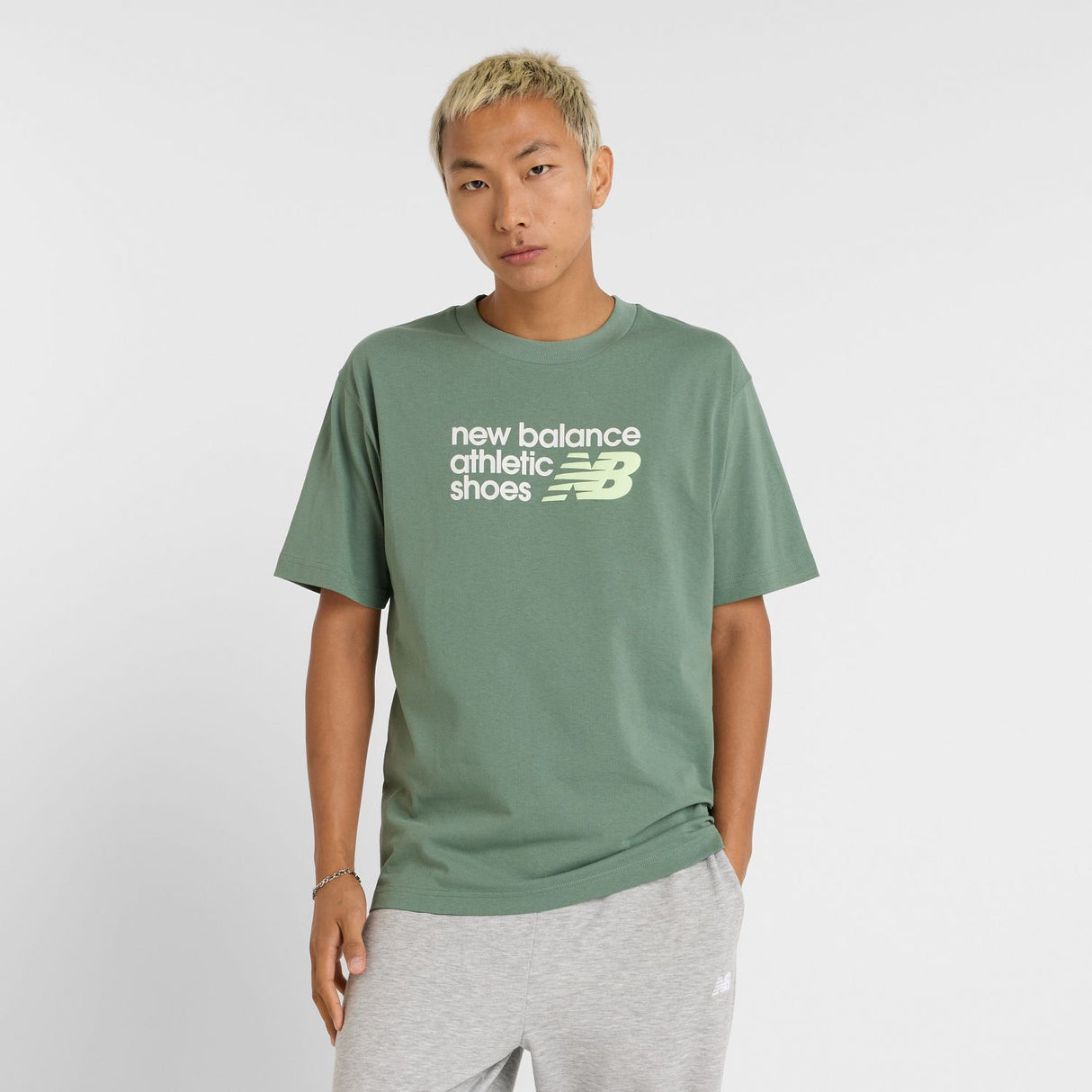 355728444.jpg