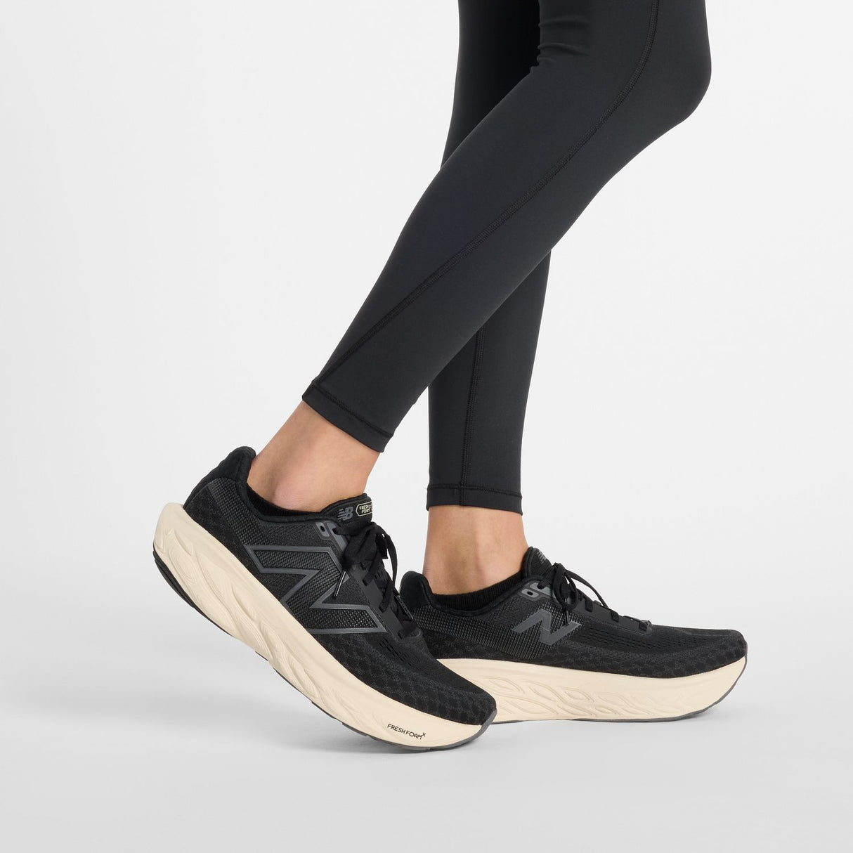 New Balance Women's Sleek High Rise 25" Legging-8