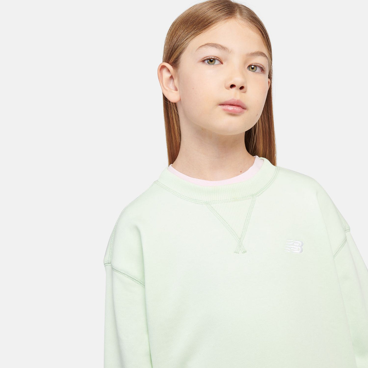 New Balance Youth Girl's FT Small Logo Crew-4