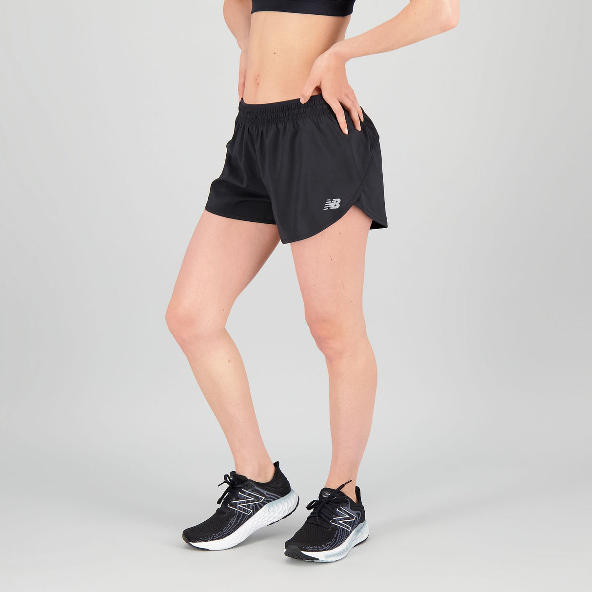 New Balance Women's Accelerate Shorts 2.5 inch-4