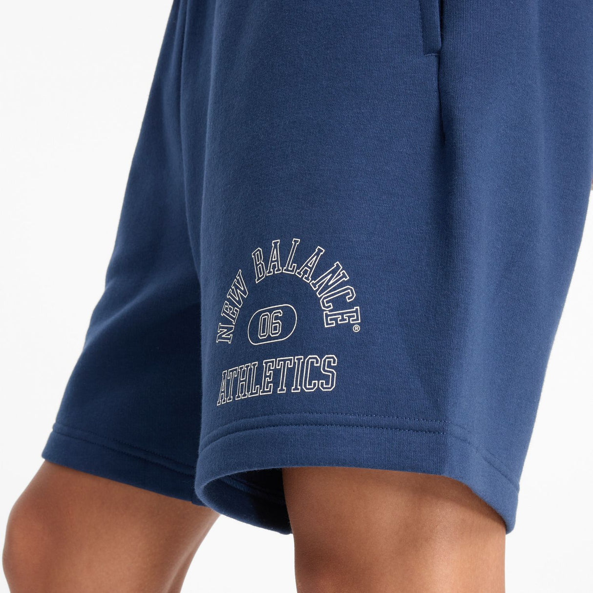 New Balance Men's Sport Essentials Graphic Shorts 7-6