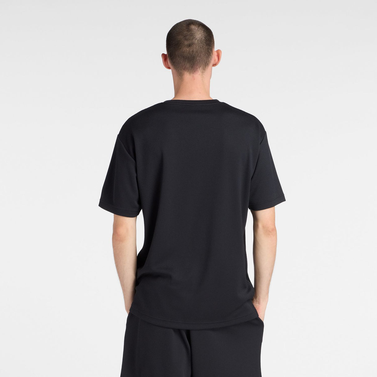 New Balance Men's Textured Check T-Shirt-4