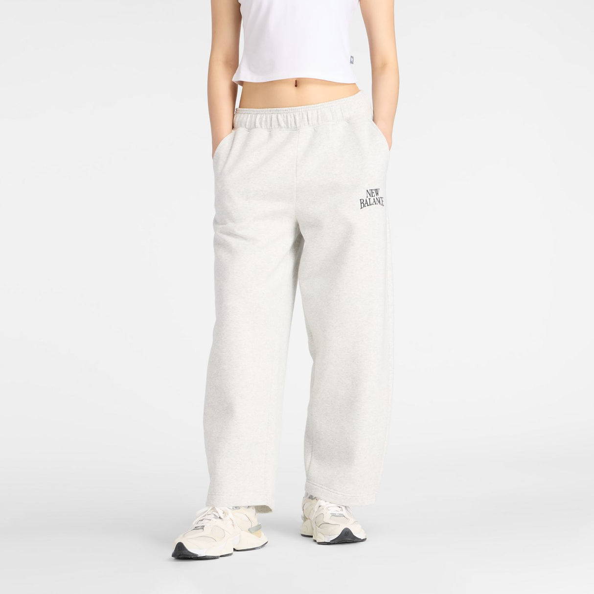 New Balance Women's Trackside Fleece Barrel Pants-2