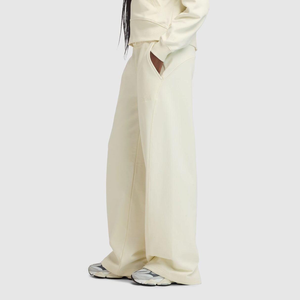 New Balance Women's Klutch Fleece Pants-4