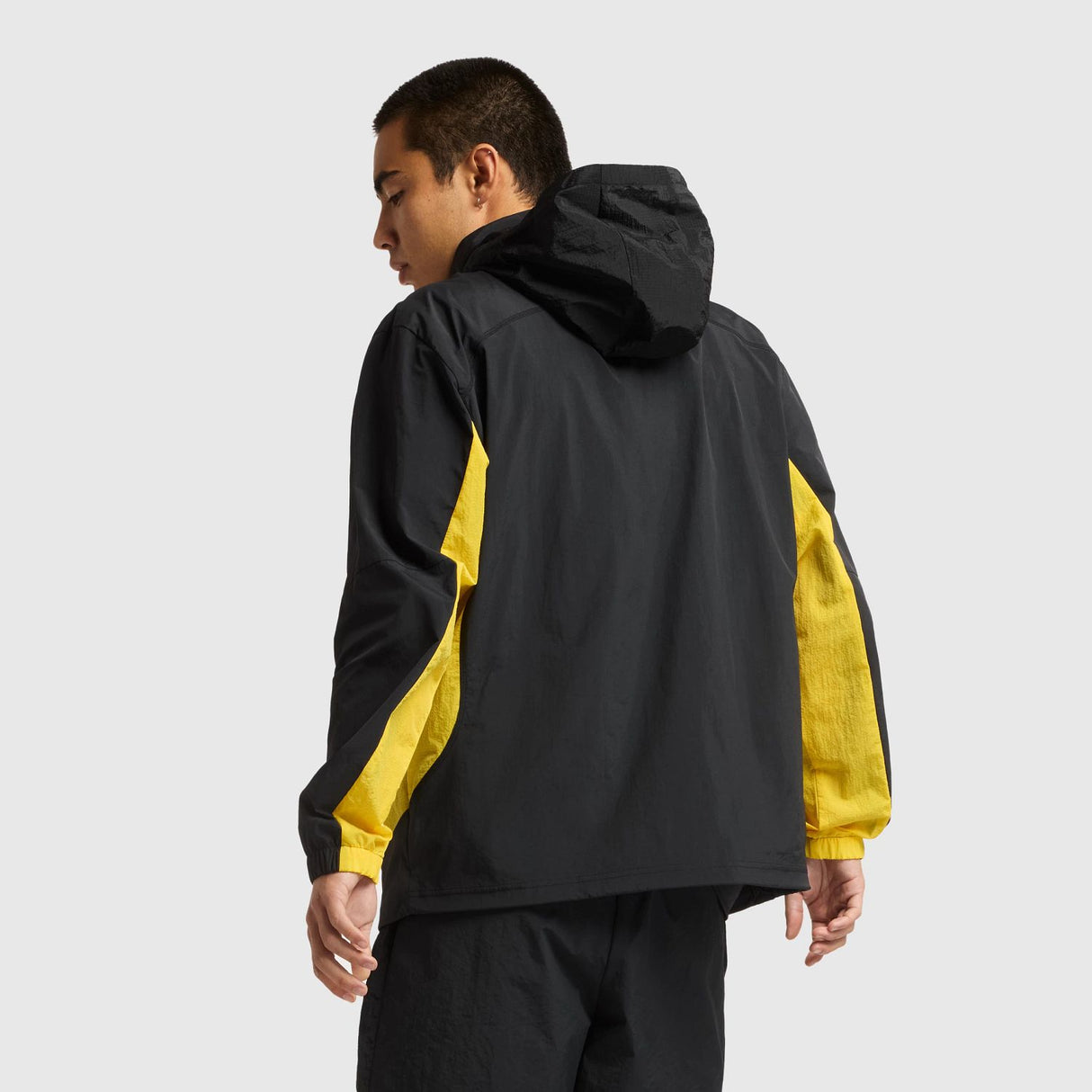New Balance Men's Klutch Crinkle Woven Jacket-9