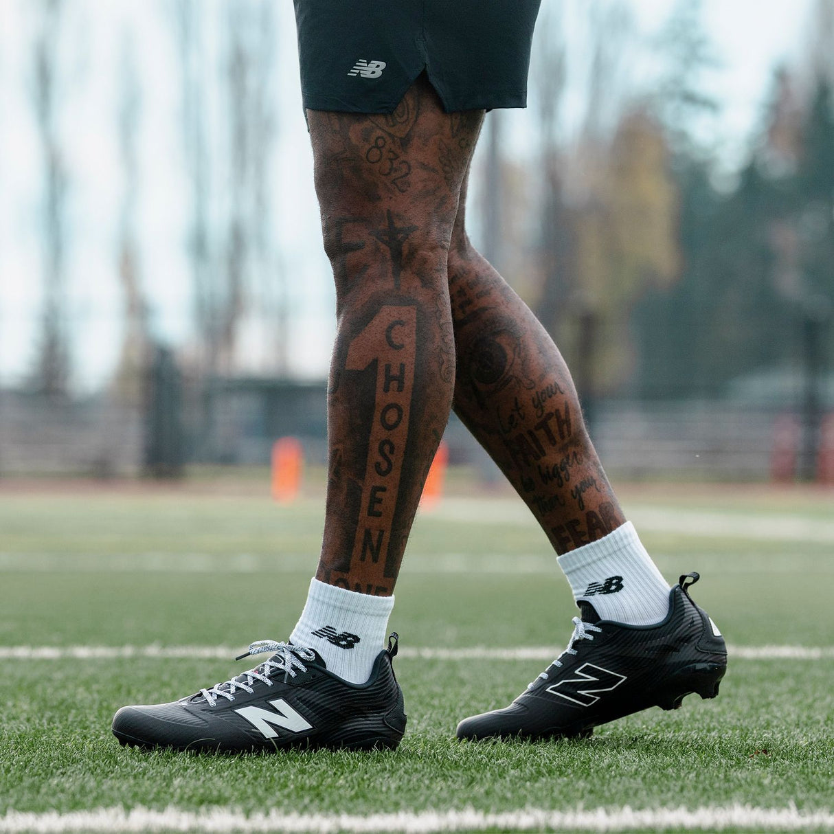 New Balance Adult Rev IQ Football Cleats-12