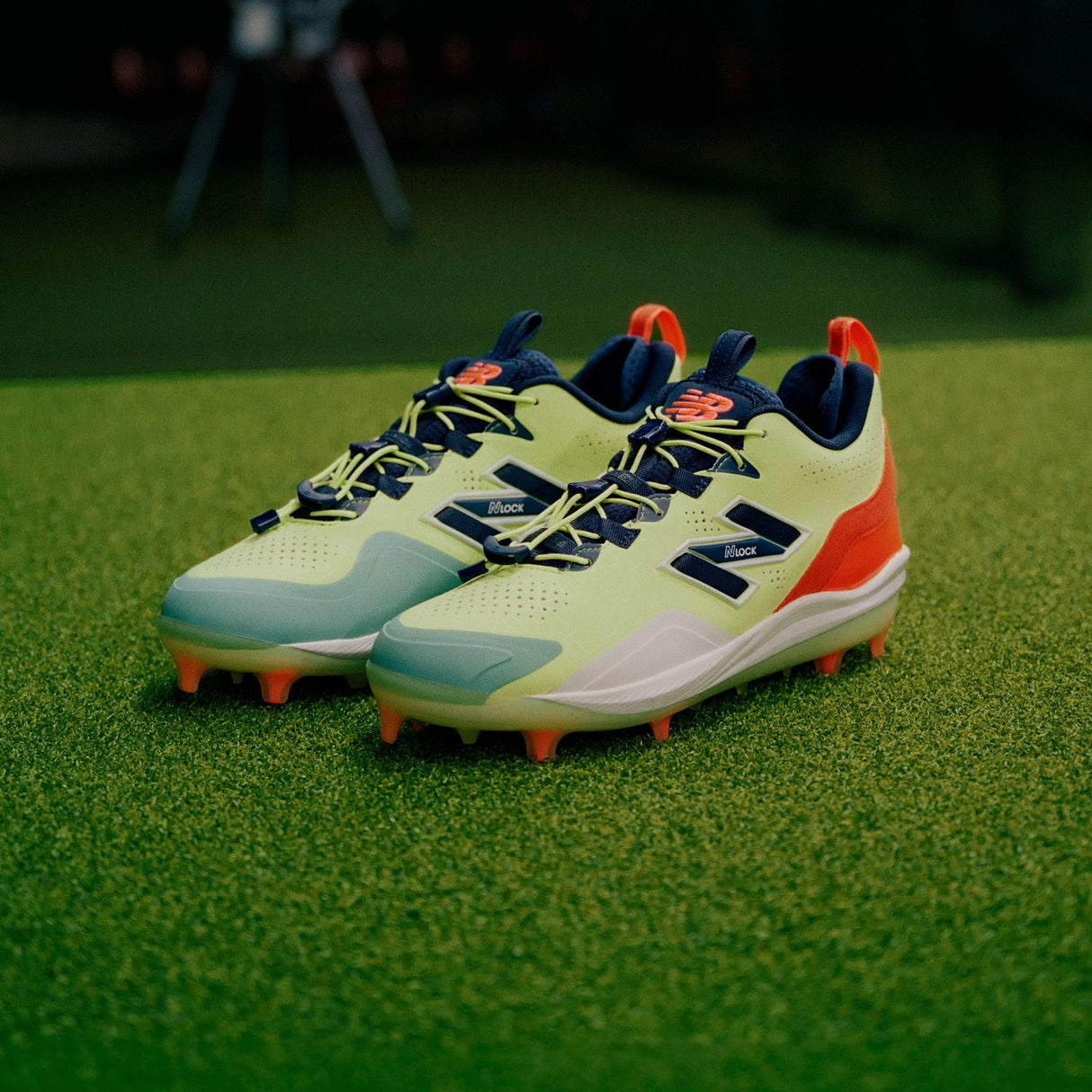 New Balance Men's Fuelcell Lindor 3 Comp Baseball Cleats-12