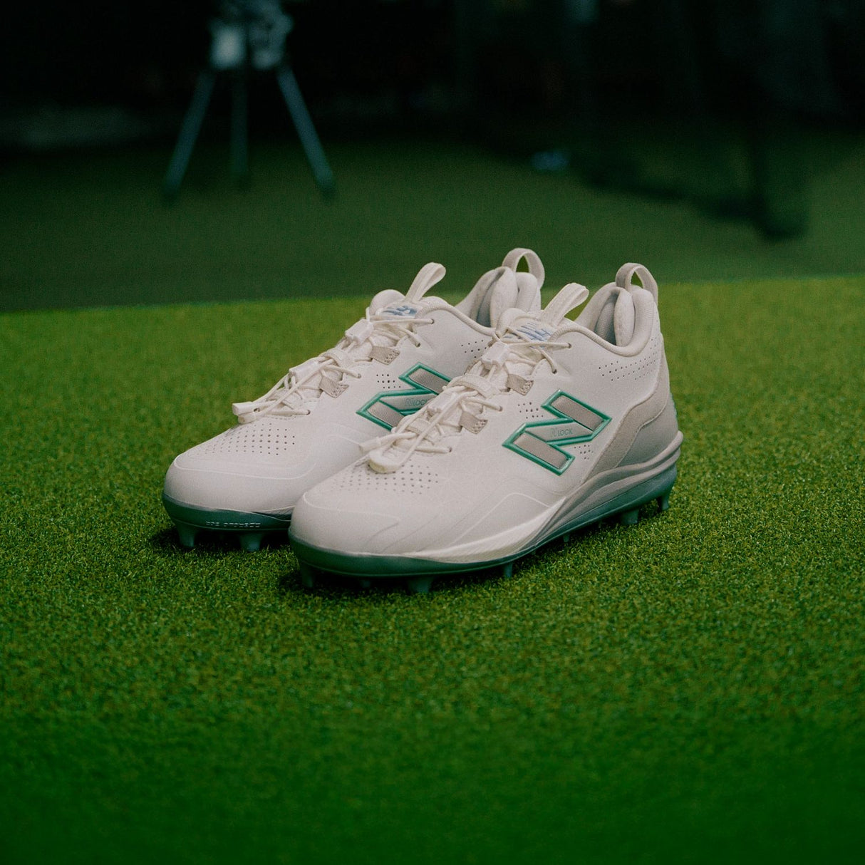 New Balance Men's Fuelcell Lindor 3 Comp Baseball Cleats-11