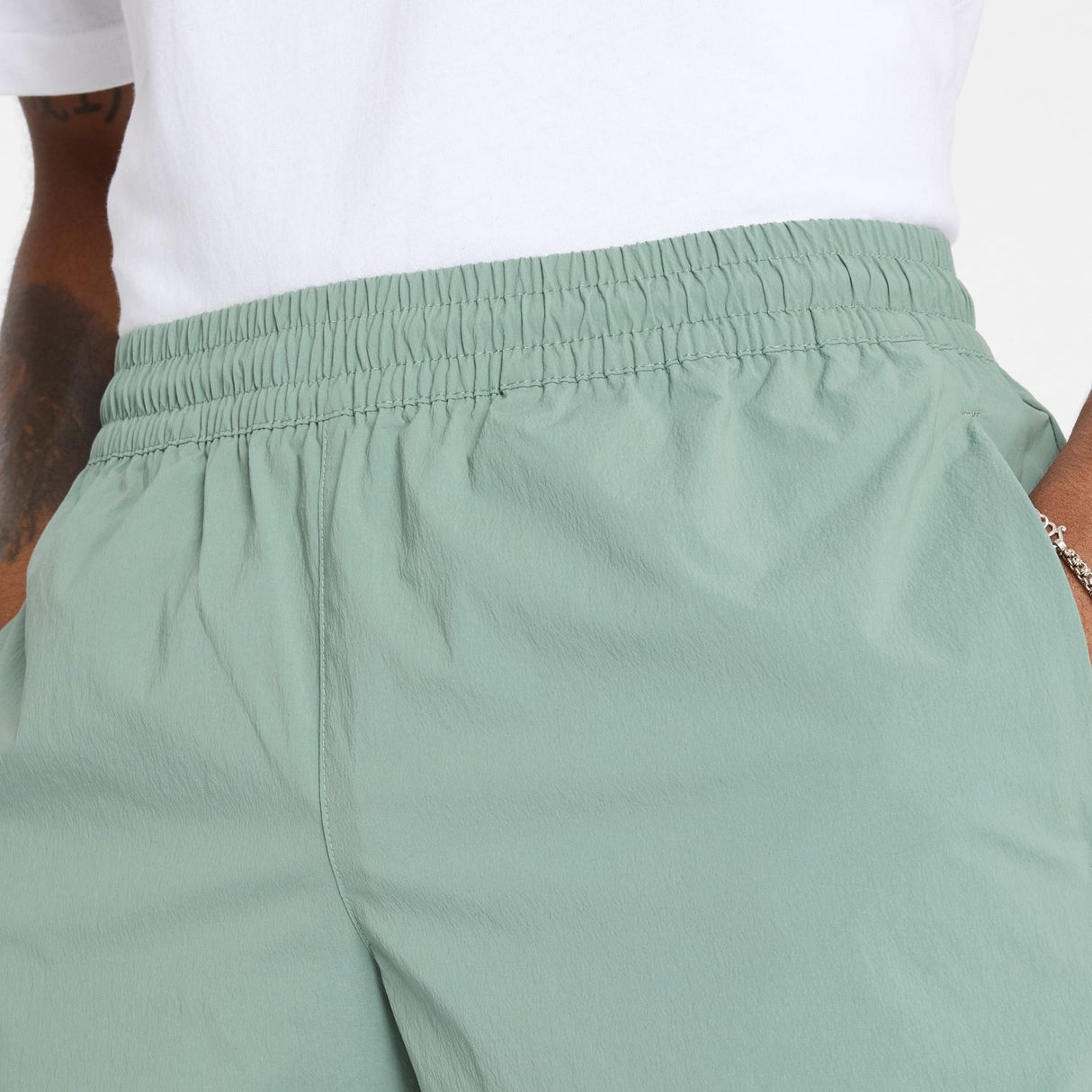 New Balance Men's Athletics Stretch Woven Short 5 Inch Inseam-4