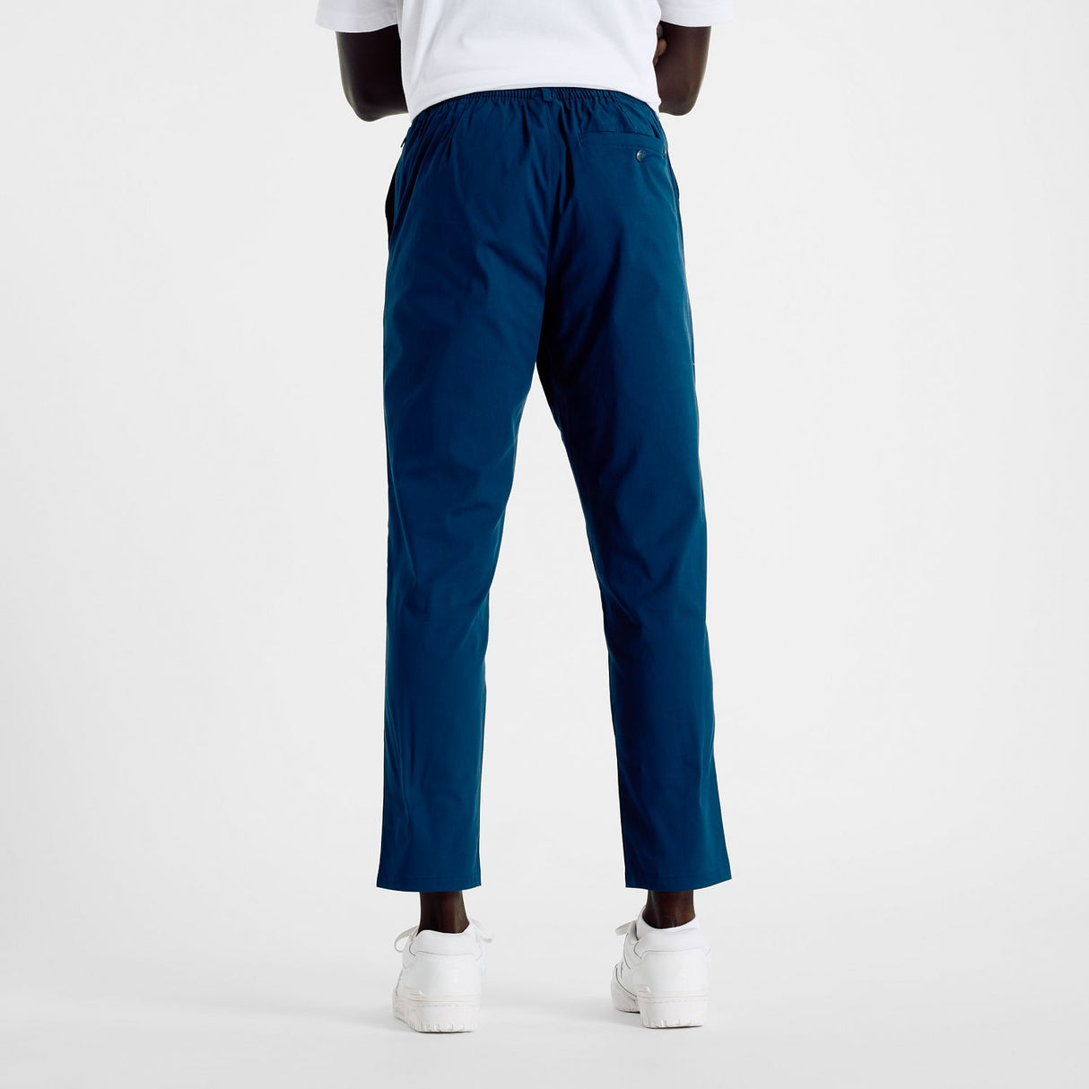 New Balance Men's Athletics Standard Tapered Pants 28-5