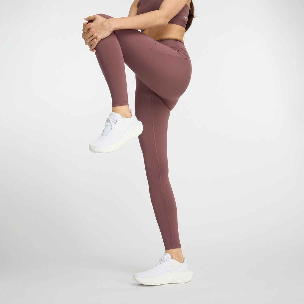 New Balance Women's Sleek Pocket High Rise Legging 27-2