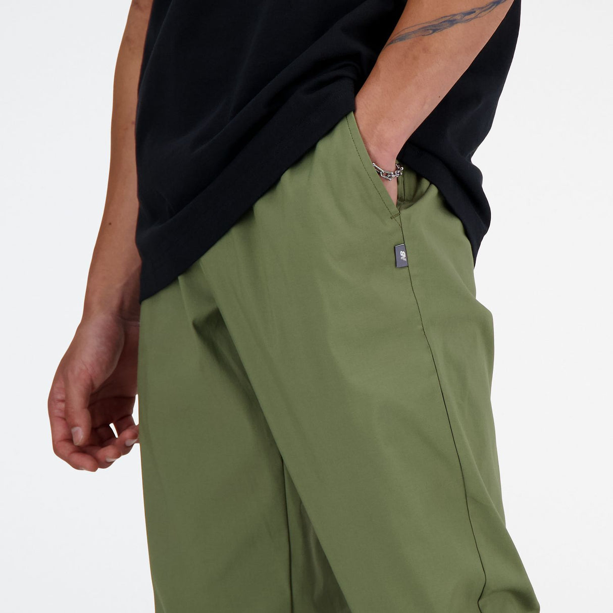 New Balance Men's Twill Straight Pants 32-6