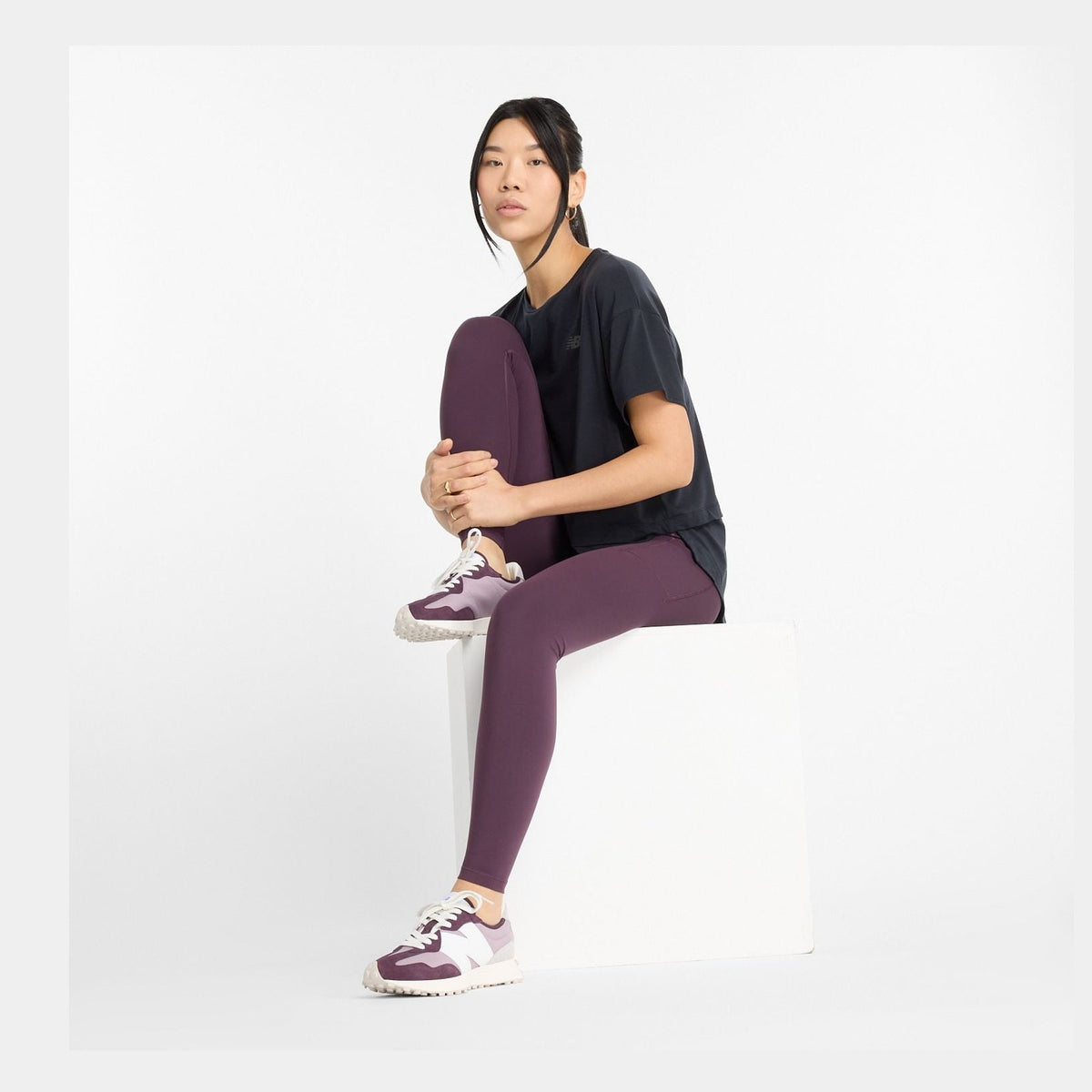 New Balance Women's Sleek Pocket High Rise Legging 27-2