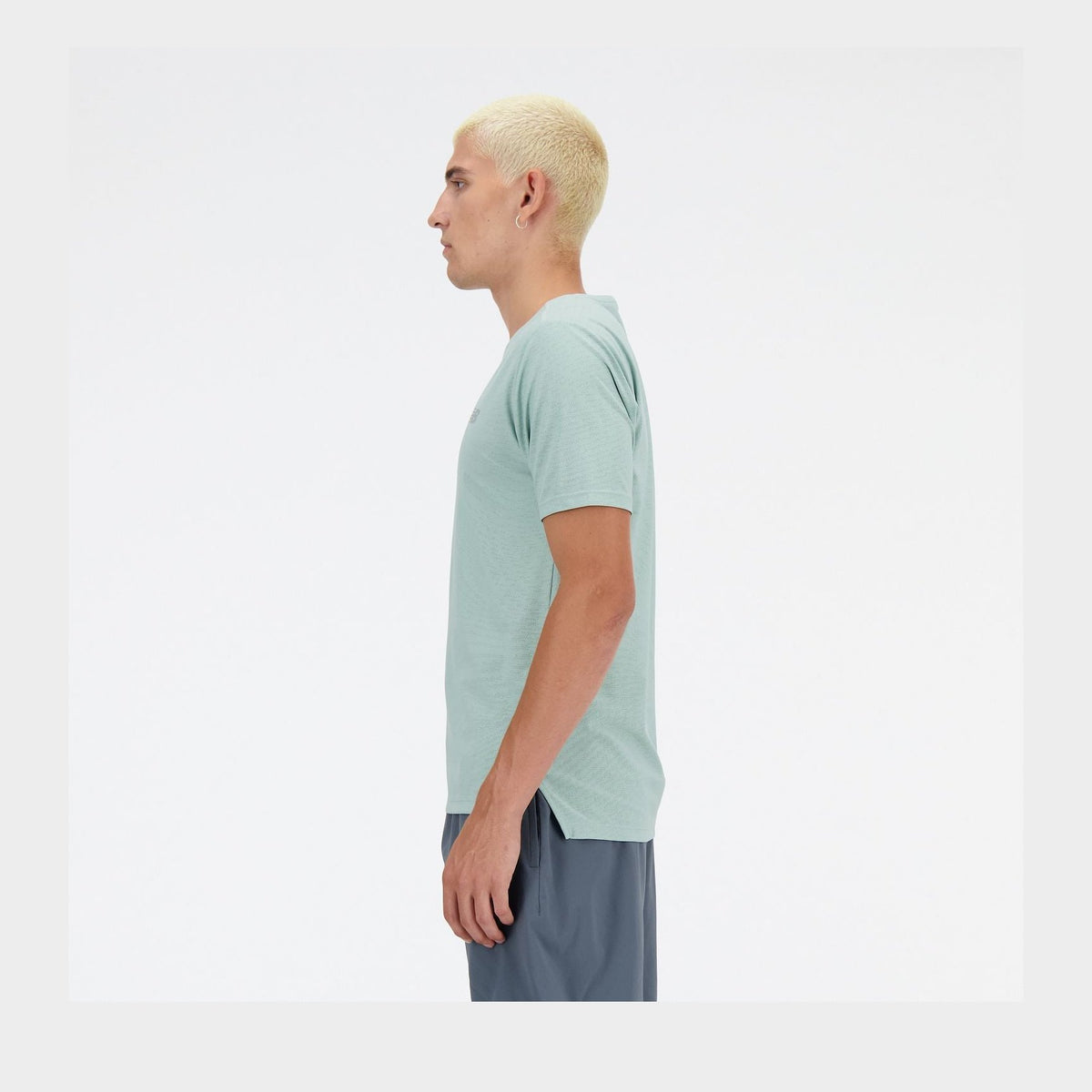 356073730.jpg