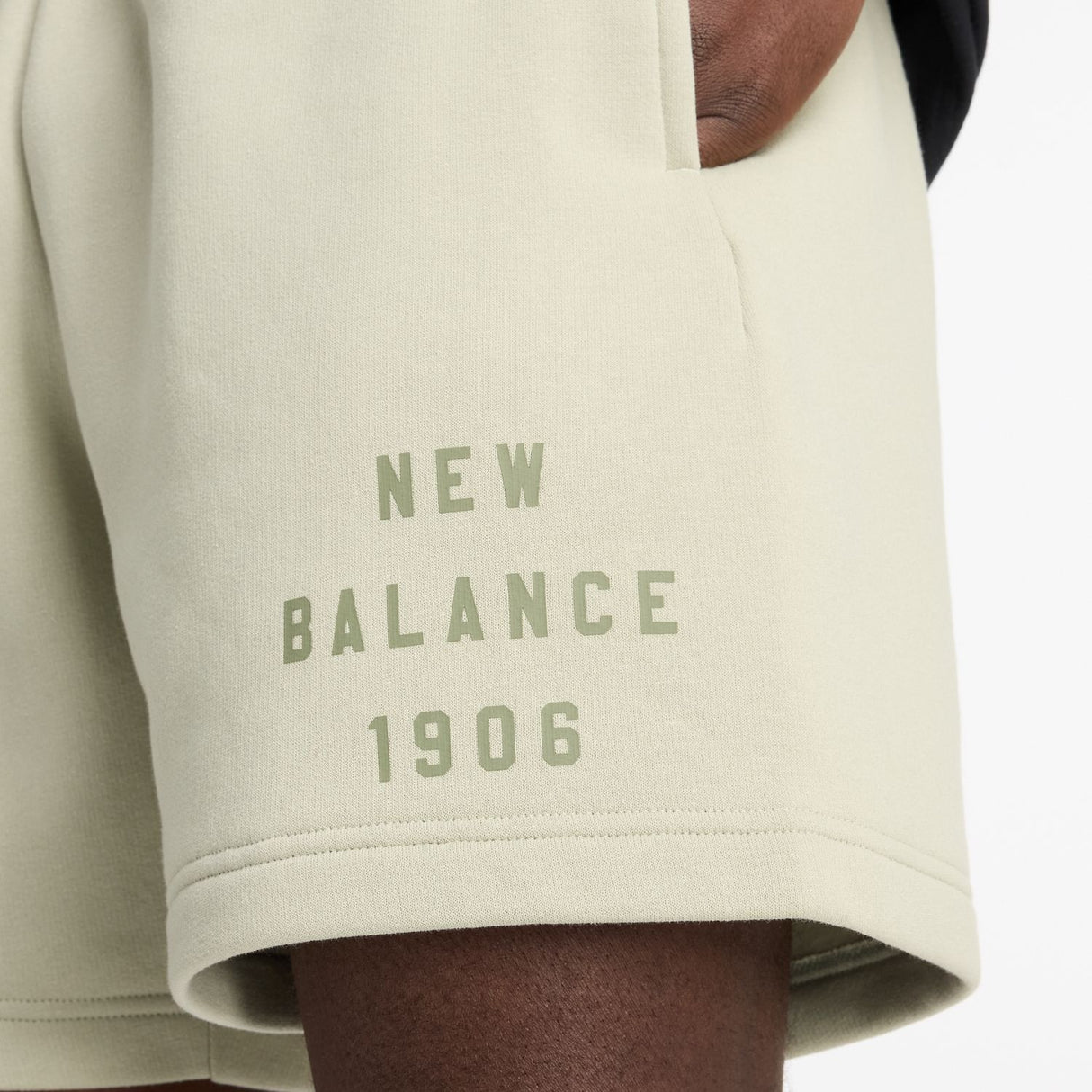 New Balance Men's Iconic Collegiate Fleece 7 Inch Short-5