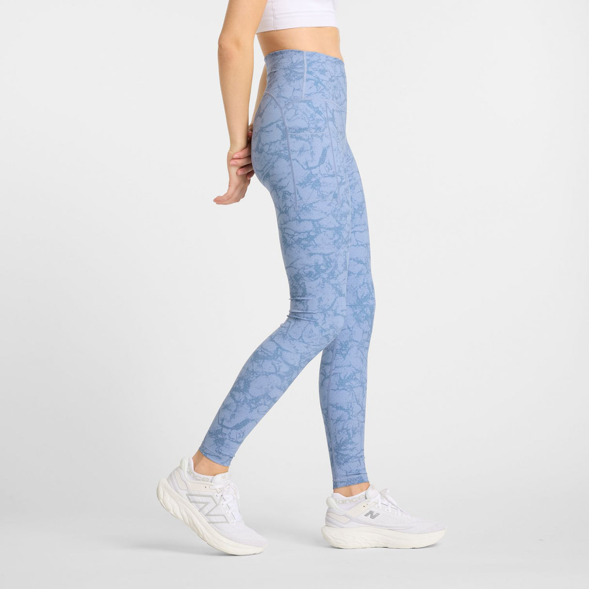 New Balance Women's Sleek Printed Pocket High Rise Legging 27-2
