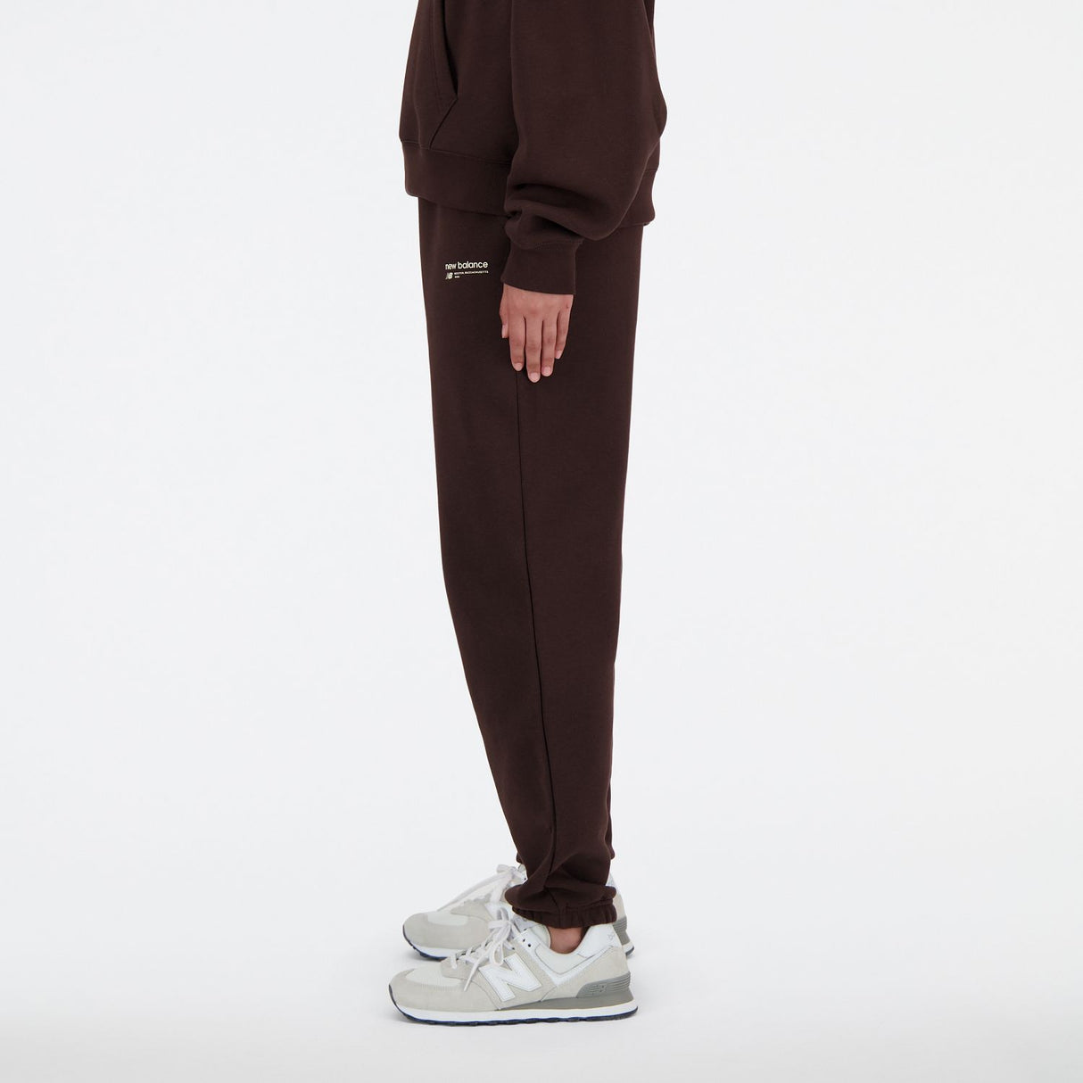 New Balance Women's Linear Heritage Brushed Back Fleece Sweatpants-2