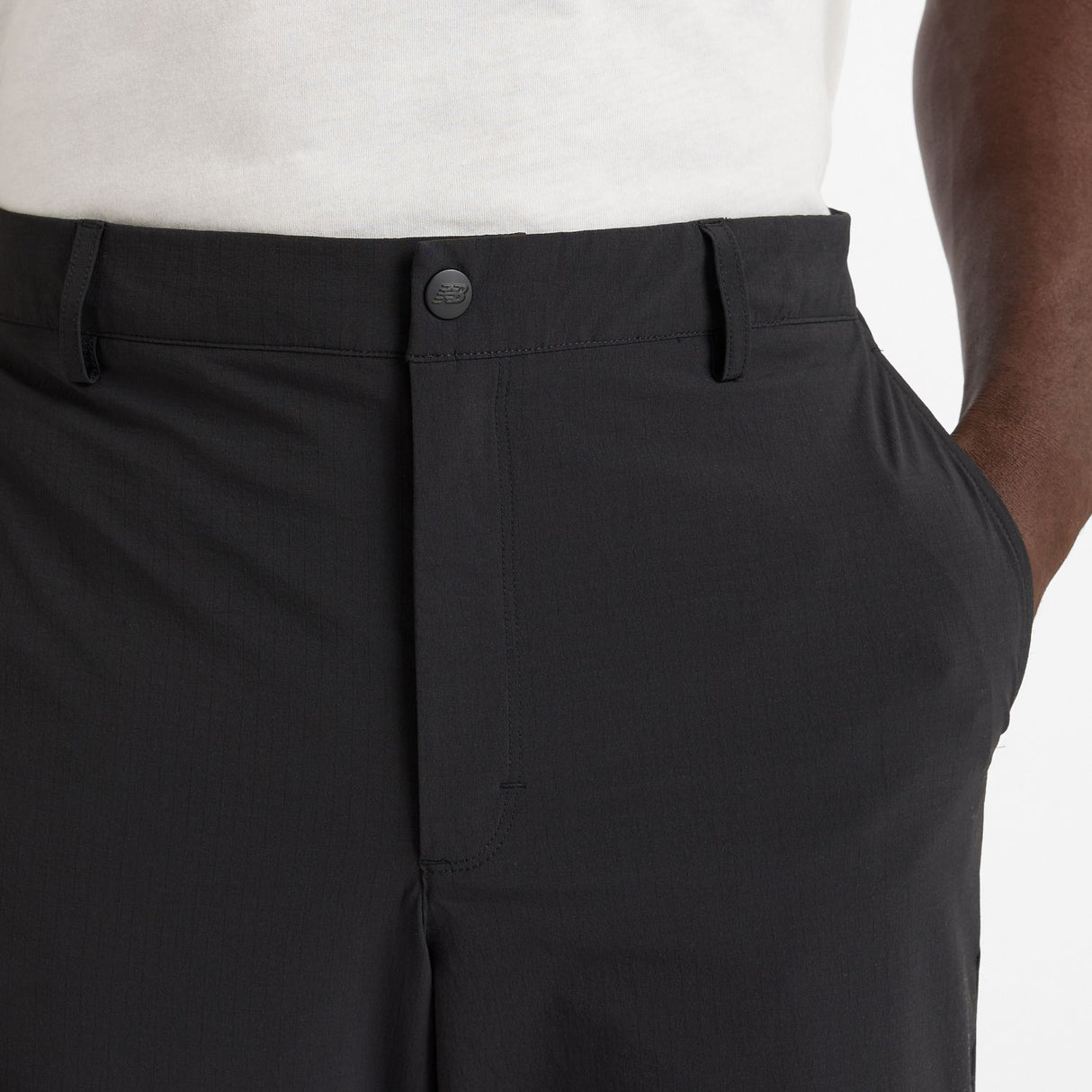 New Balance Men's Athletics Ripstop Standard Tapered Pants 28-6
