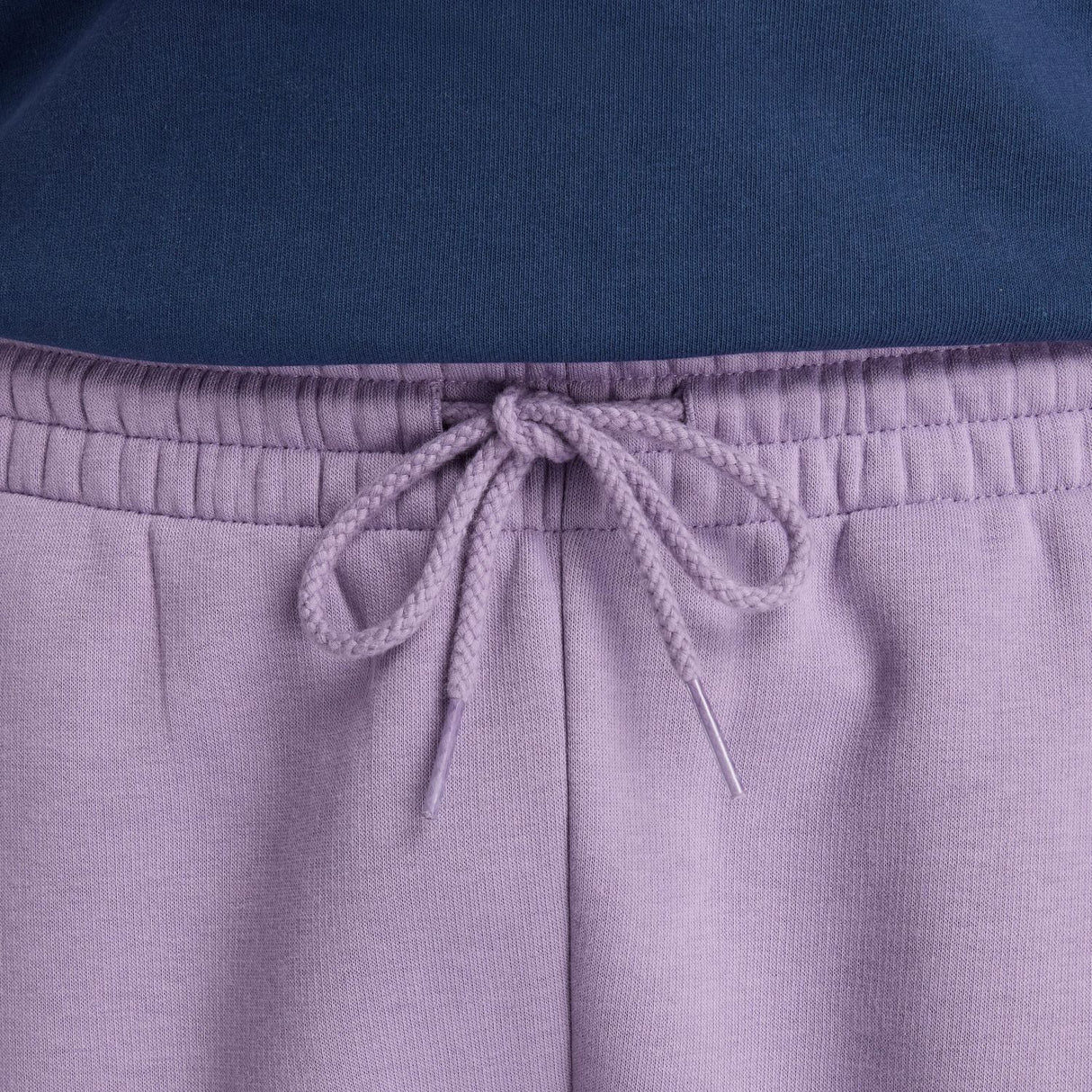 357282381.jpg