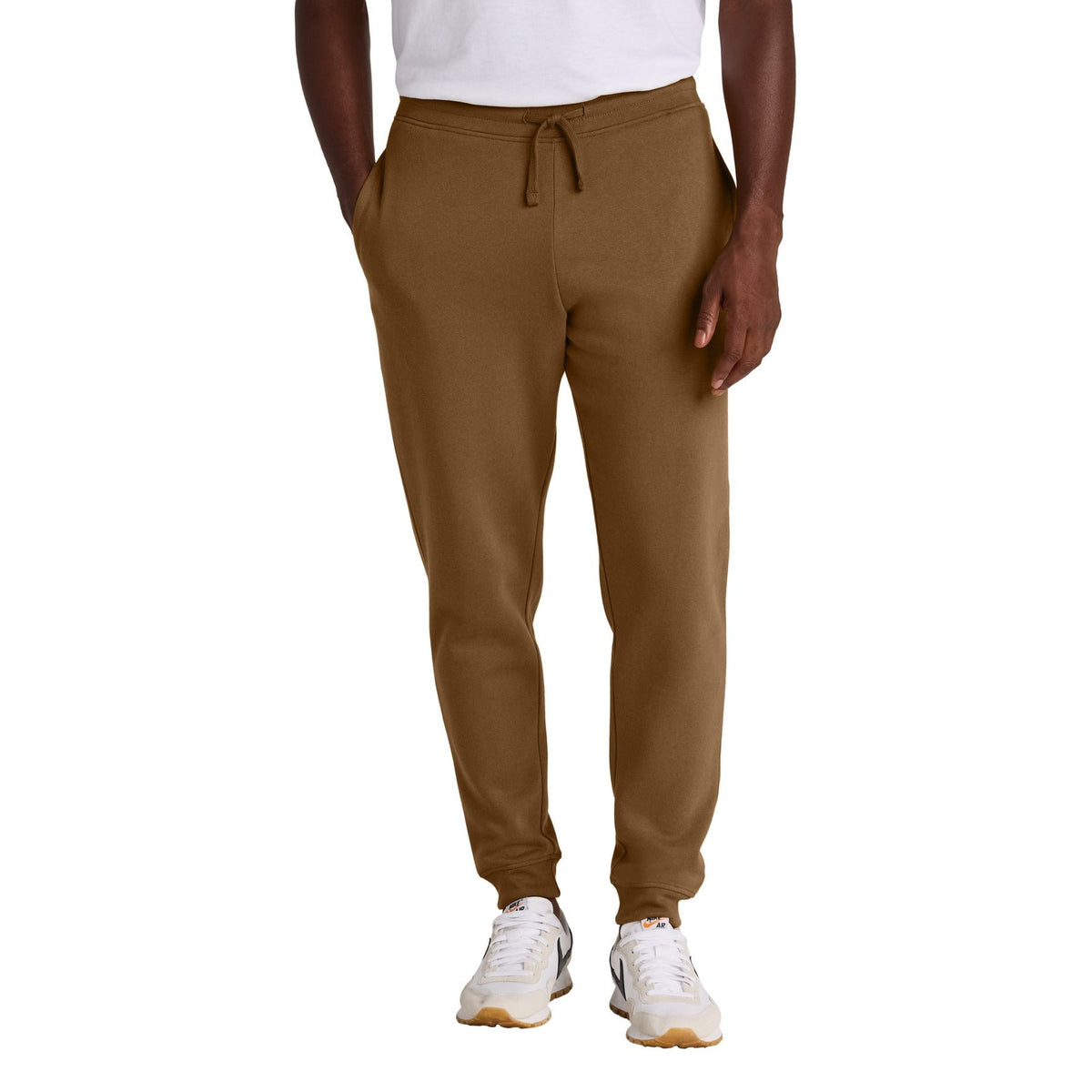 District Men's V.I.T. Fleece Jogger DT6107