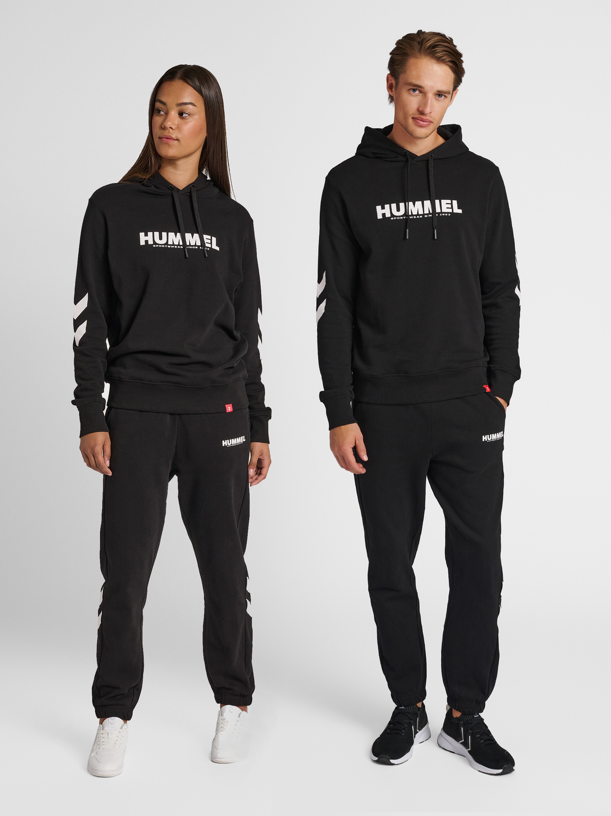 hummel Unisex Legacy Logo Hoodie-4