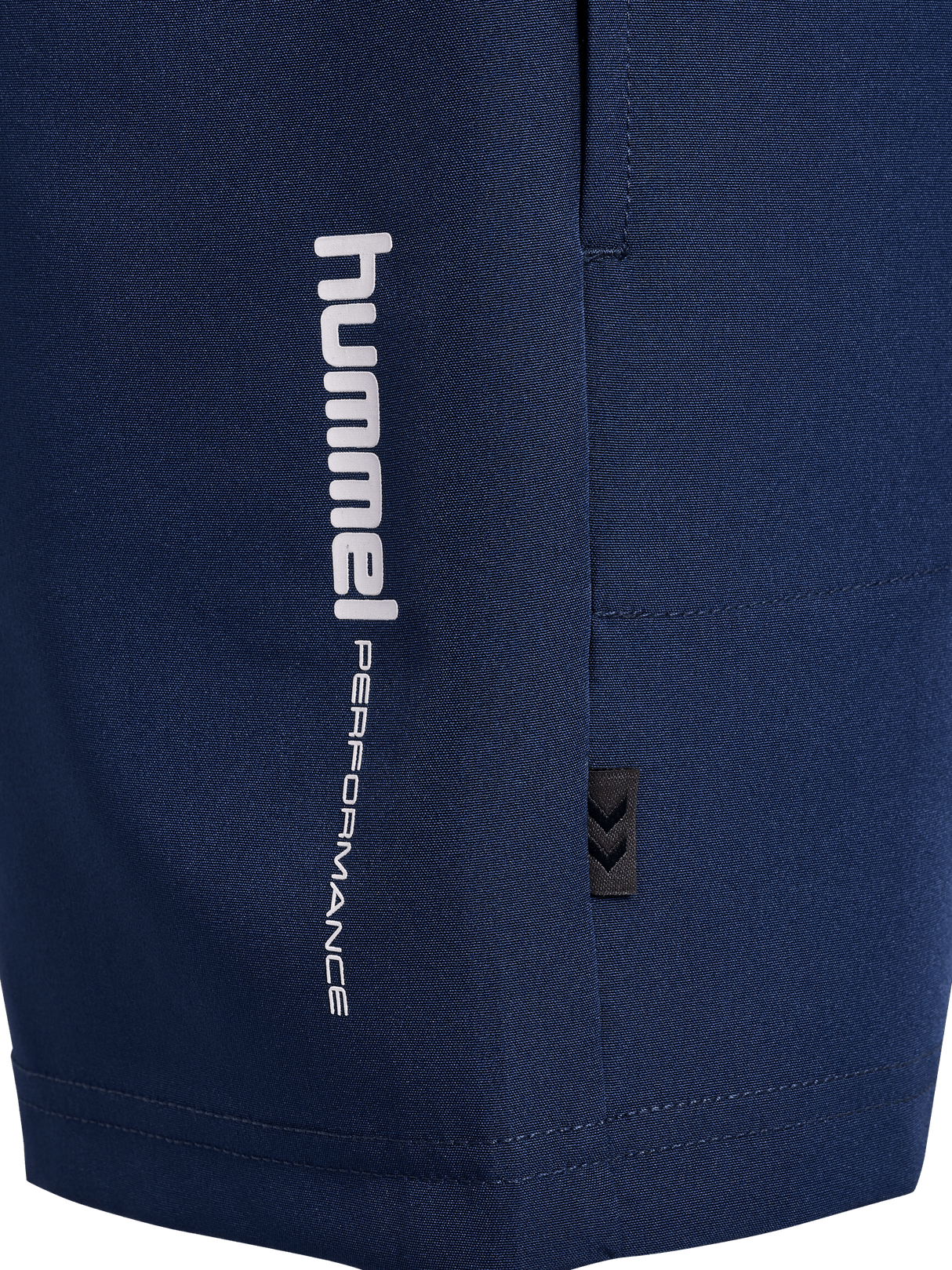 hummel Youth Pulse Workout Shorts-3
