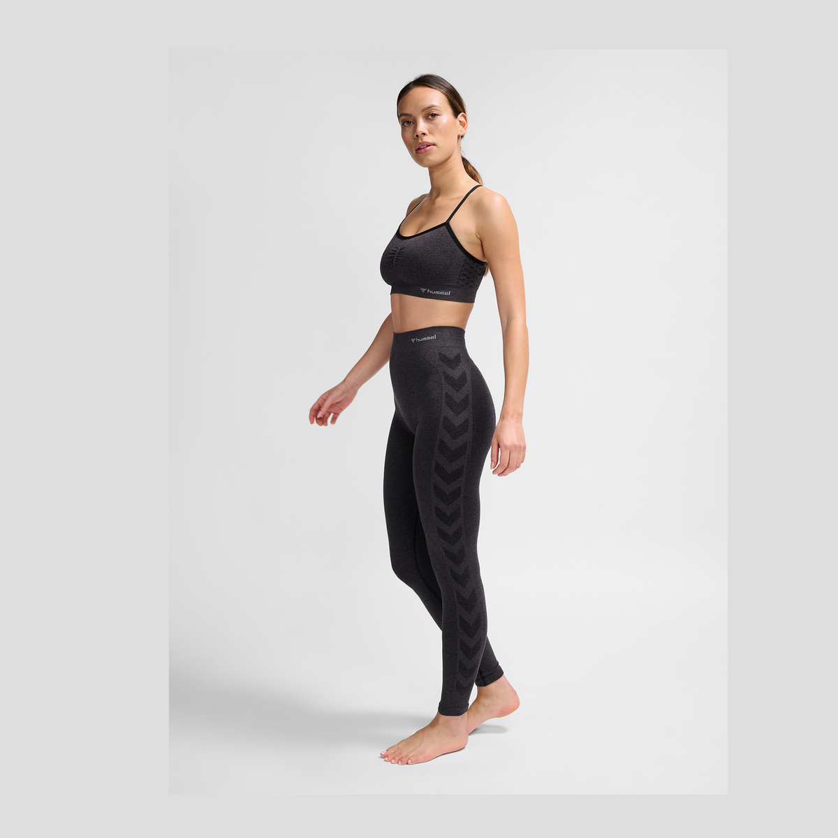 hummel Women's Ci Seamless Scrunch Sports Bra-5