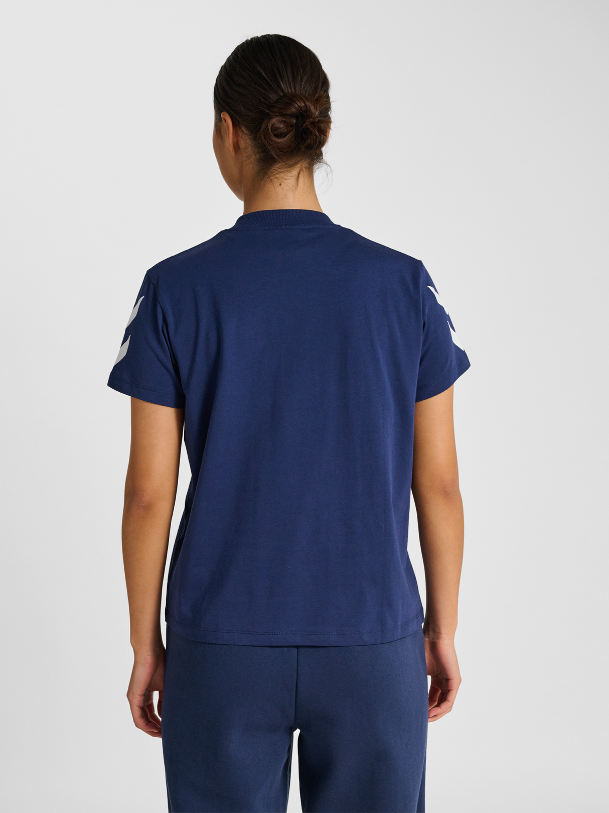 hummel Women's Legacy 2.0 Short Sleeve T-Shirt-5
