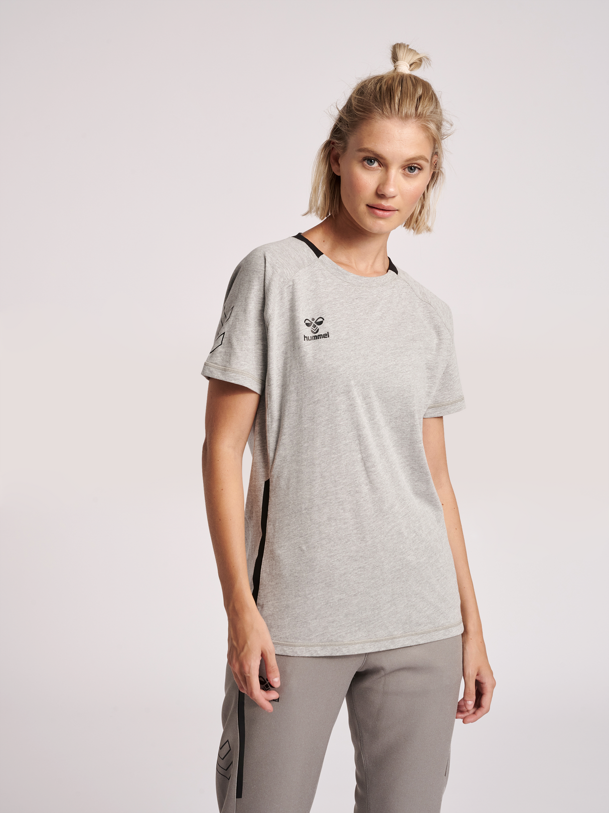 hummel Women's Cima XK Short Sleeve T-Shirt-5