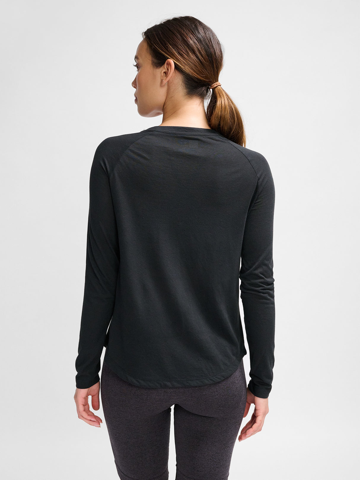 hummel Women's Mindful Training Vanja Long Sleeve T-Shirt-6