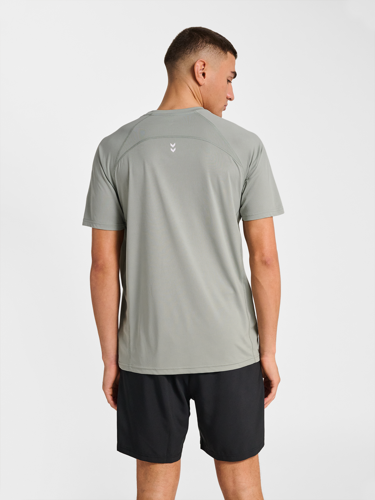 hummel Men's Pulse Workout Short Sleeve T-Shirt-4