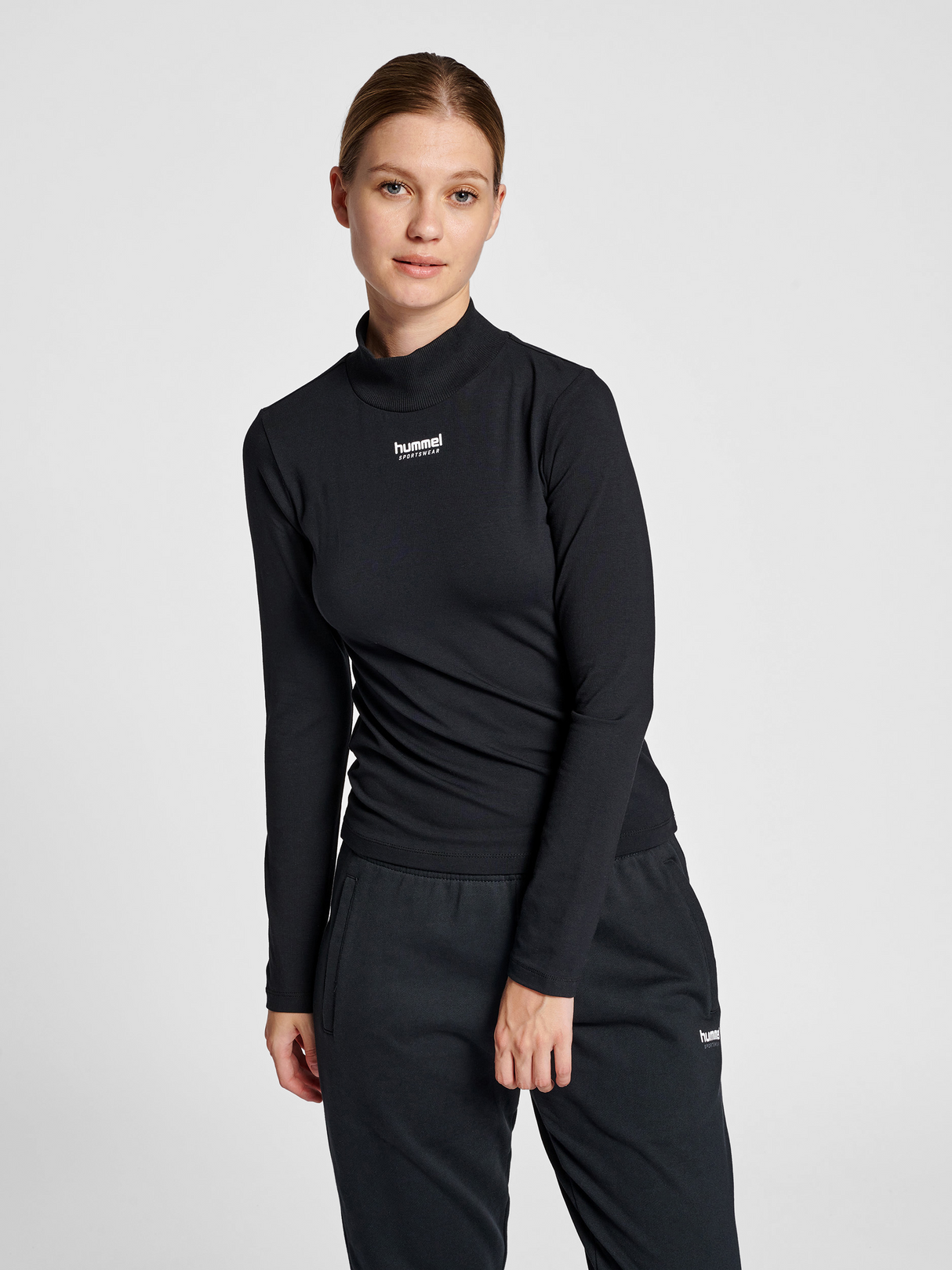 hummel Women's Legacy Jazzlyn Turtleneck-5