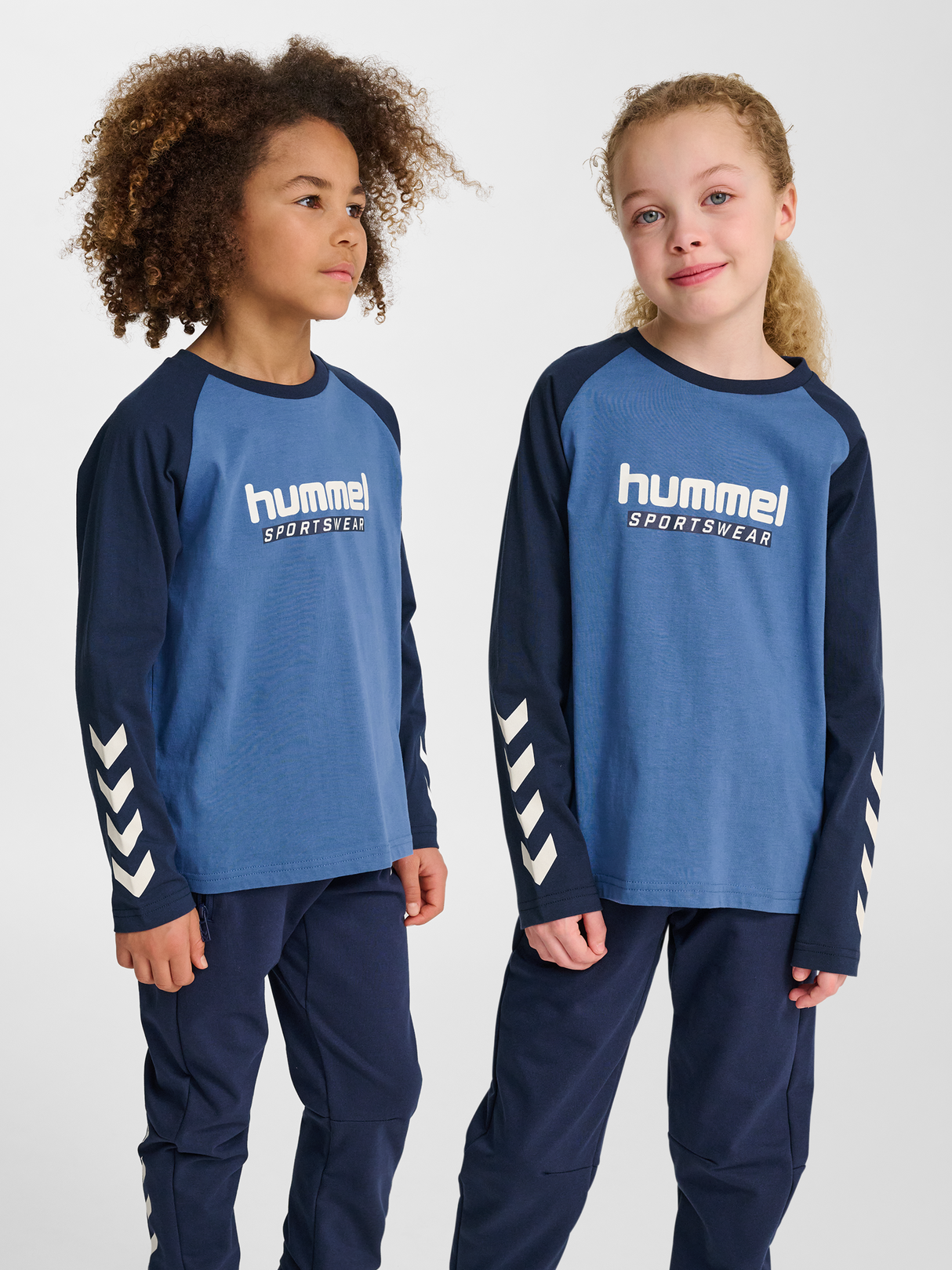 hummel Youth Logo Long Sleeve T-Shirt Noos-5