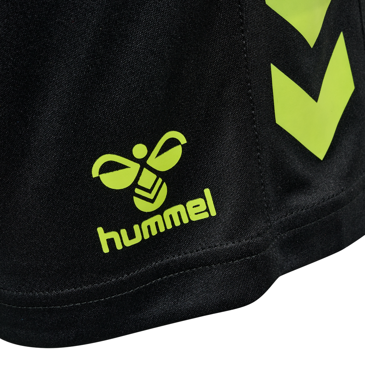 hummel Youth Core XK Poly Shorts-3