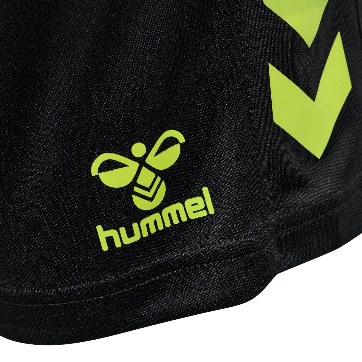 hummel Youth Core XK Poly Shorts-3