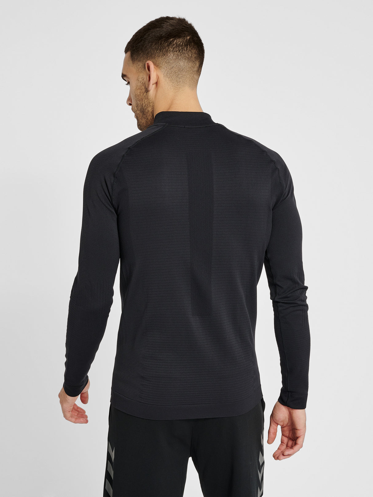 hummel Men's Stroke Seamless Half Zip-7