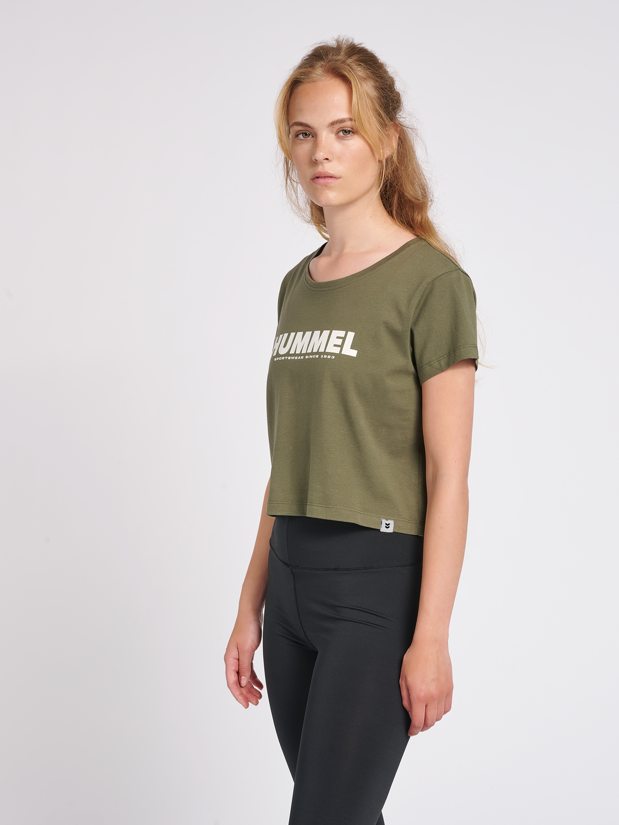 hummel Women's Legacy Cropped T-Shirt-5